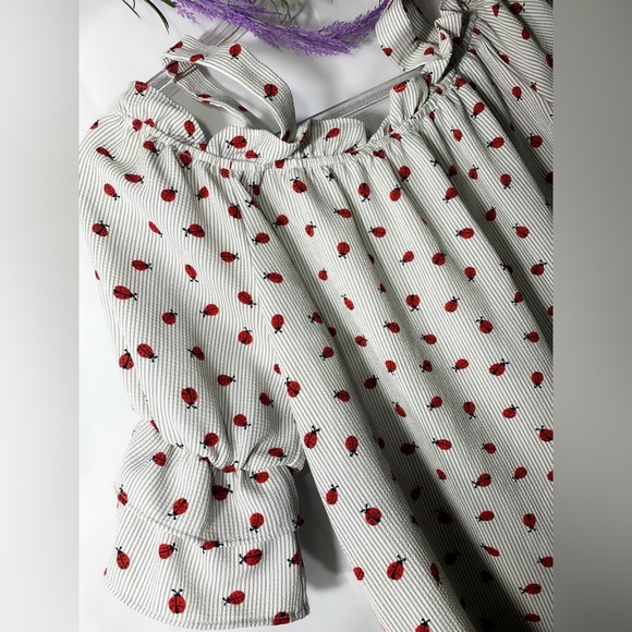 BUNDLE!! Twine & String Women’s Cold Shoulder Summer Tops - Picture 9 of 13